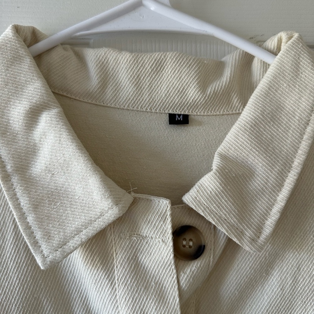 White Cropped Jacket - Picture 2 of 3